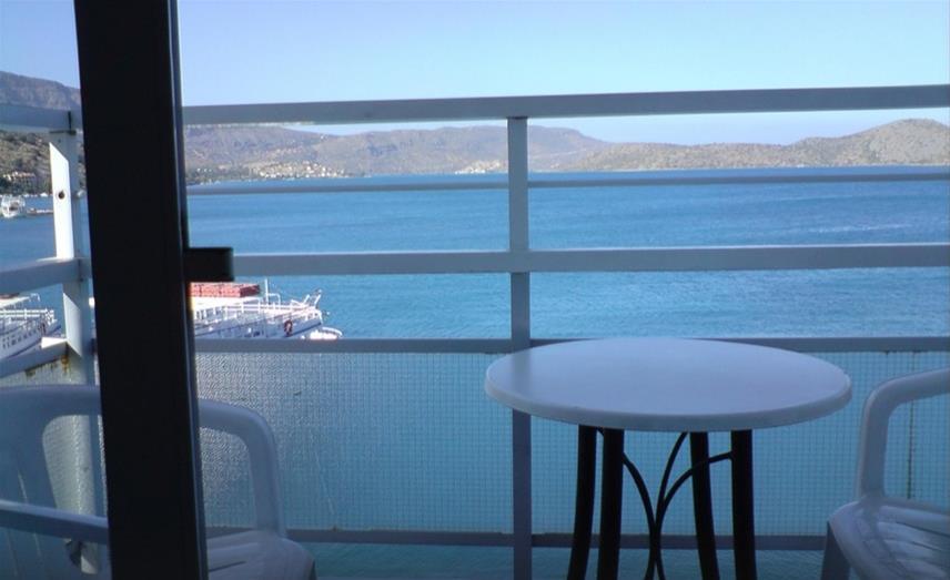 אלונדה Aristea Hotel מראה חיצוני תמונה