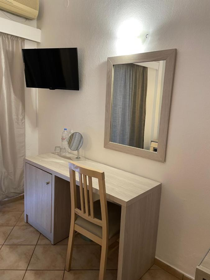 אלונדה Aristea Hotel מראה חיצוני תמונה