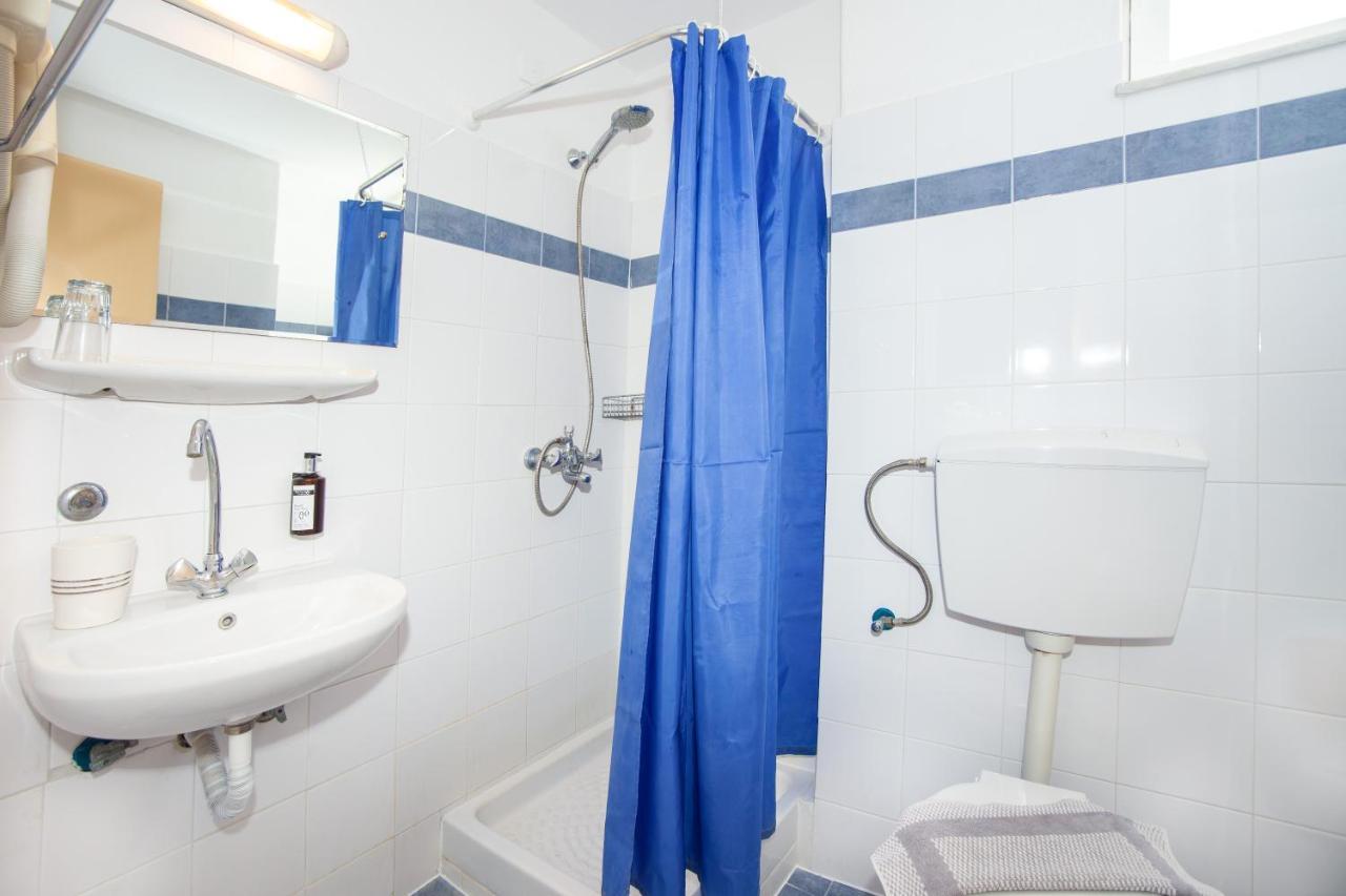 אלונדה Aristea Hotel מראה חיצוני תמונה