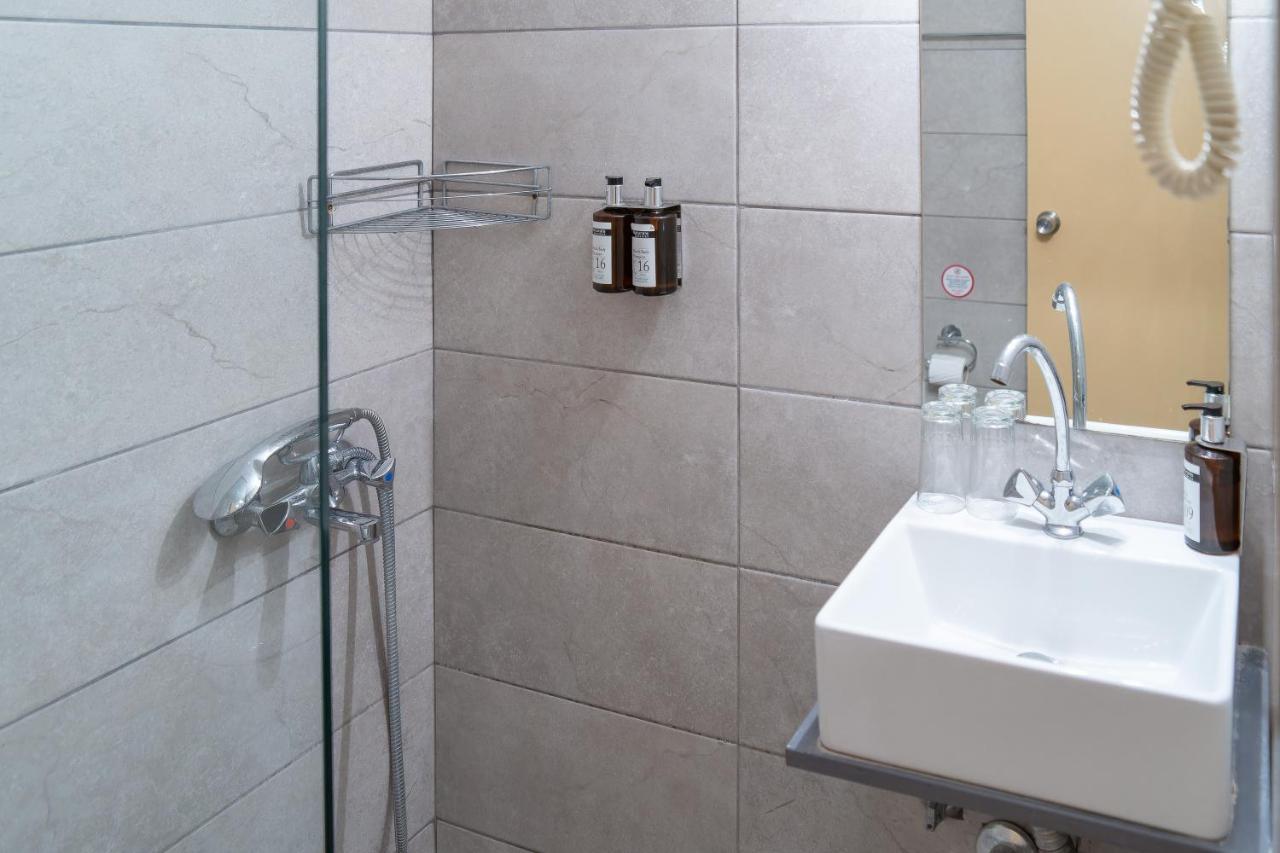 אלונדה Aristea Hotel מראה חיצוני תמונה