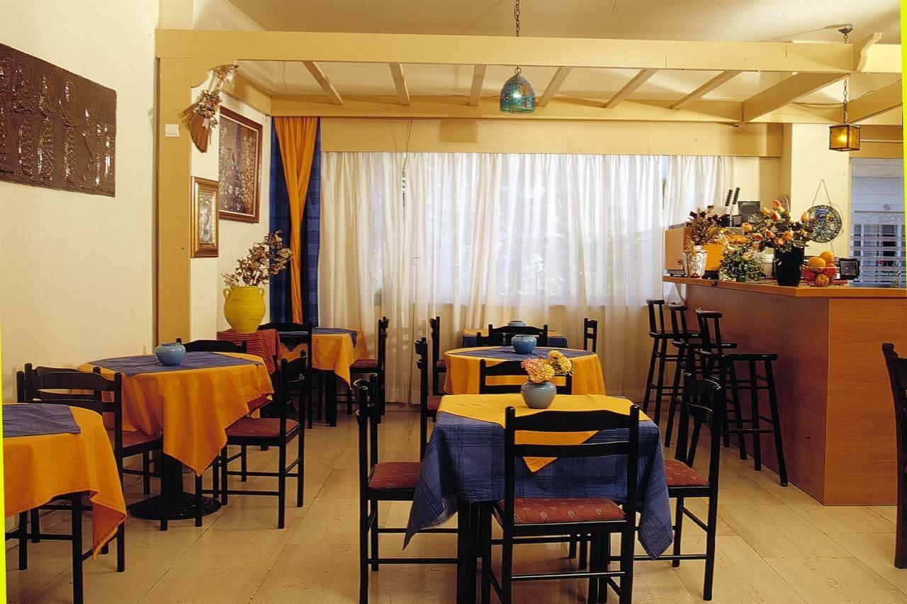 אלונדה Aristea Hotel מראה חיצוני תמונה