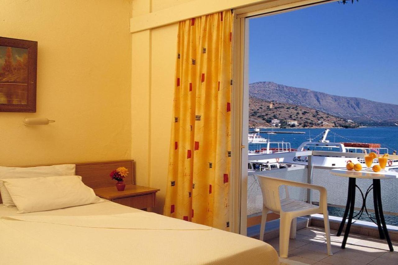 אלונדה Aristea Hotel מראה חיצוני תמונה