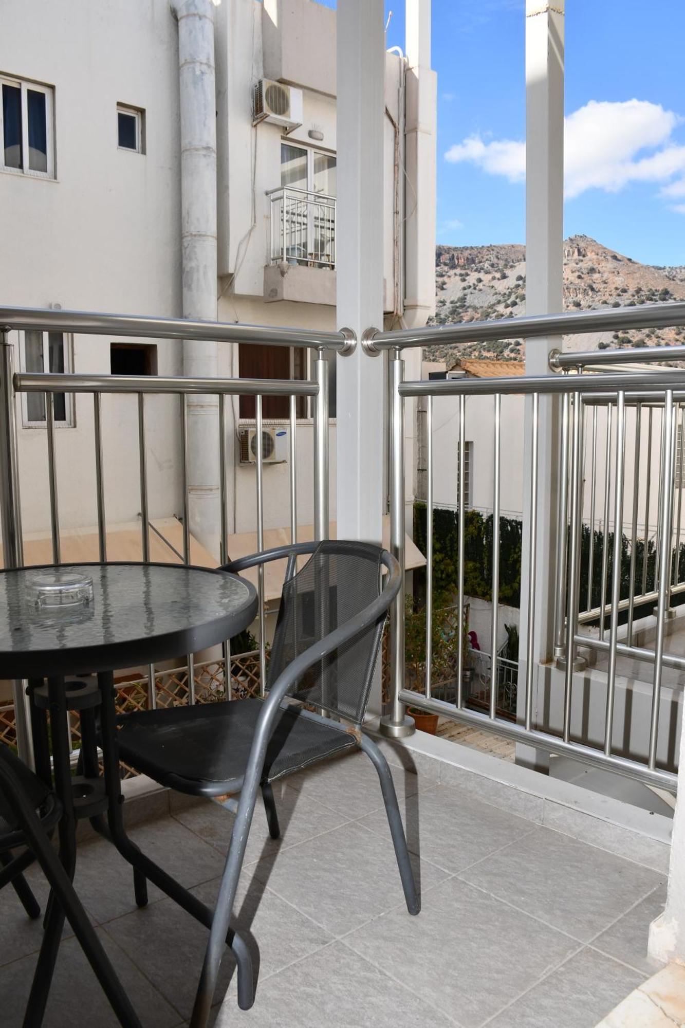 אלונדה Aristea Hotel מראה חיצוני תמונה
