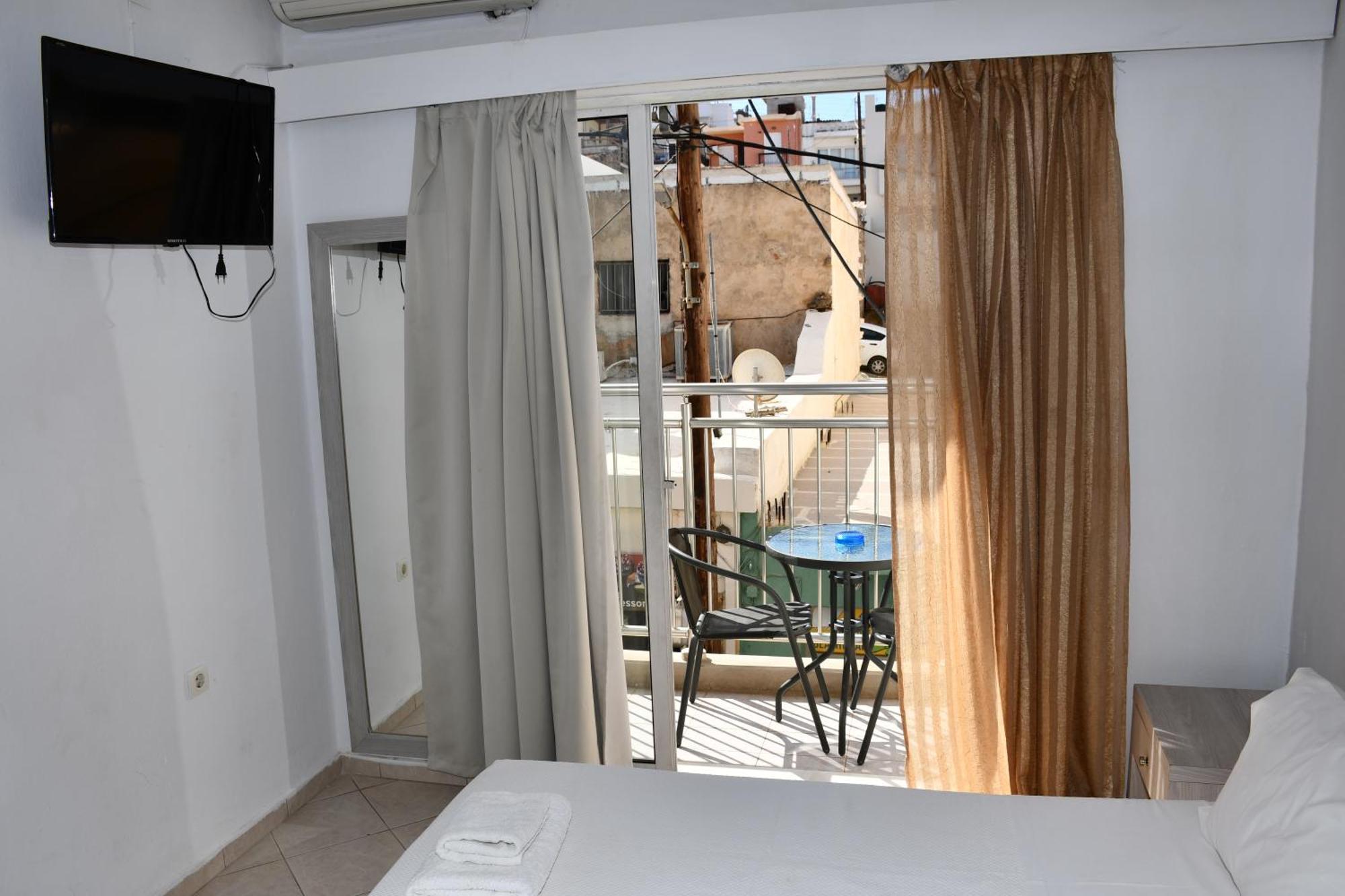 אלונדה Aristea Hotel מראה חיצוני תמונה