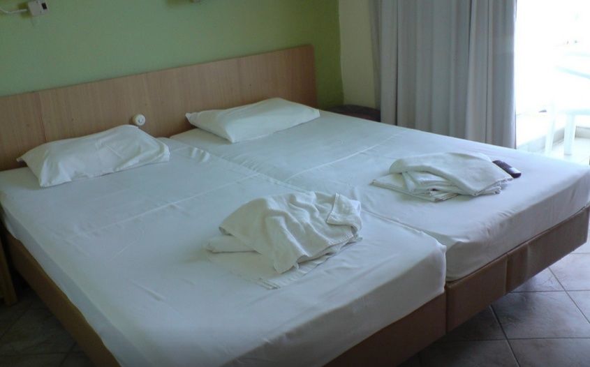אלונדה Aristea Hotel מראה חיצוני תמונה